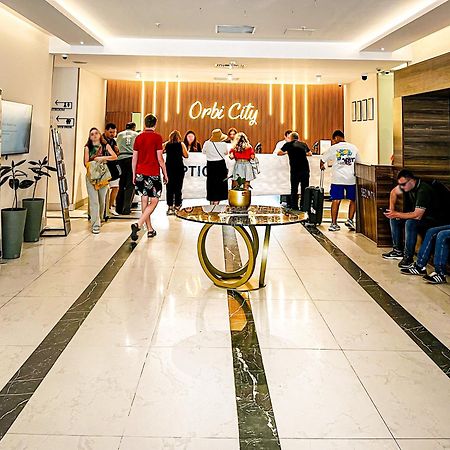 ホテル Batumi Floor40 エクステリア 写真